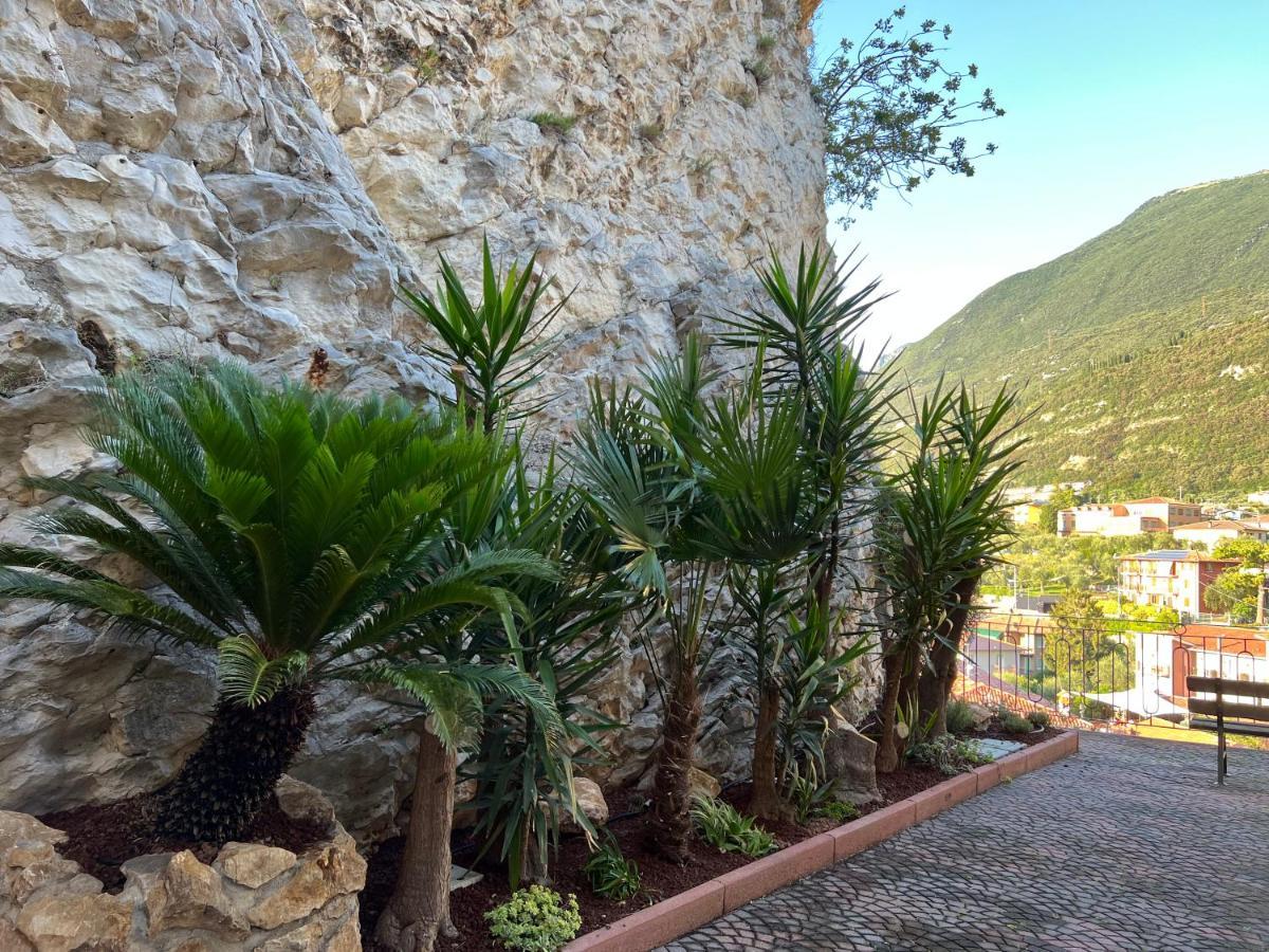 Amazing View Daire Malcesine Dış mekan fotoğraf